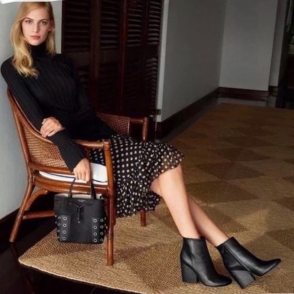 Tory Burch Grove Black Leather Block Heel Boots Booties size 9.5 - Picture 1 of 9